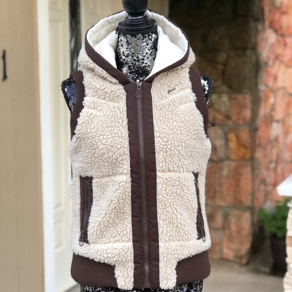 Kavu Jackets & Blazers - Kavu Shasta Vest - Womens